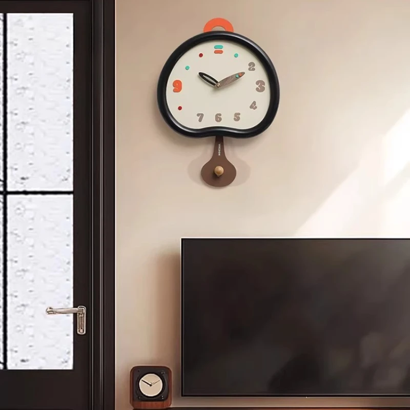Luxury Lifestyle Design - Mid-century Style High-end Wall Clock Nordic